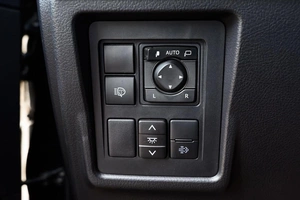 Внедорожник Toyota Land Cruiser Prado 2021 года, 6999000 рублей, Ульяновск