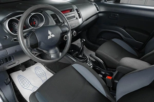 Внедорожник Mitsubishi Outlander 2008 года, 1049000 рублей, Тюмень