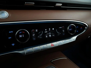 Внедорожник Genesis GV70 2020 года, 4499654 рублей, Москва