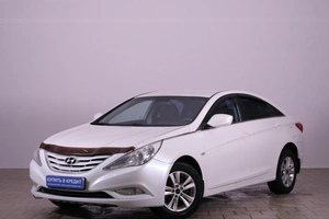 Седан Hyundai Sonata 2012 года, 789000 рублей, Омск