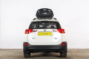 Внедорожник Toyota RAV4 2014 года, 2399000 рублей, Тюмень