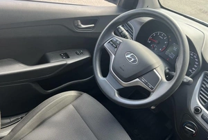 Седан Hyundai Solaris 2017 года, 1260000 рублей, Солонцы