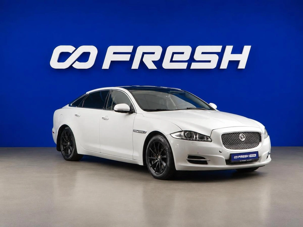 Седан Jaguar XJ 2013 года, 1570077 рублей, Москва