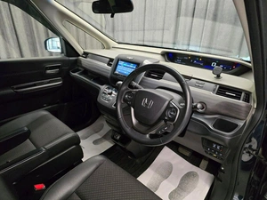 Минивэн Honda Freed 2019 года, 1589000 рублей, Красноярск