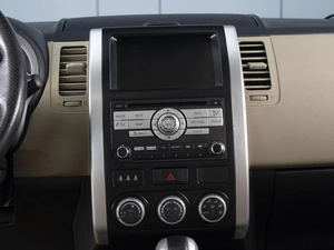 Внедорожник Nissan X-Trail 2011 года, 1350000 рублей, Омск