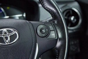 Универсал Toyota Corolla Fielder 2015 года, 1299000 рублей, Красноярск