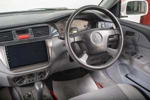 Седан Mitsubishi Lancer 2004 года, 349000 рублей, Томск