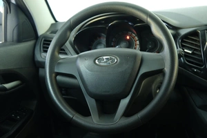 Седан ВАЗ (LADA) Vesta 2018 года, 1079000 рублей, Омск
