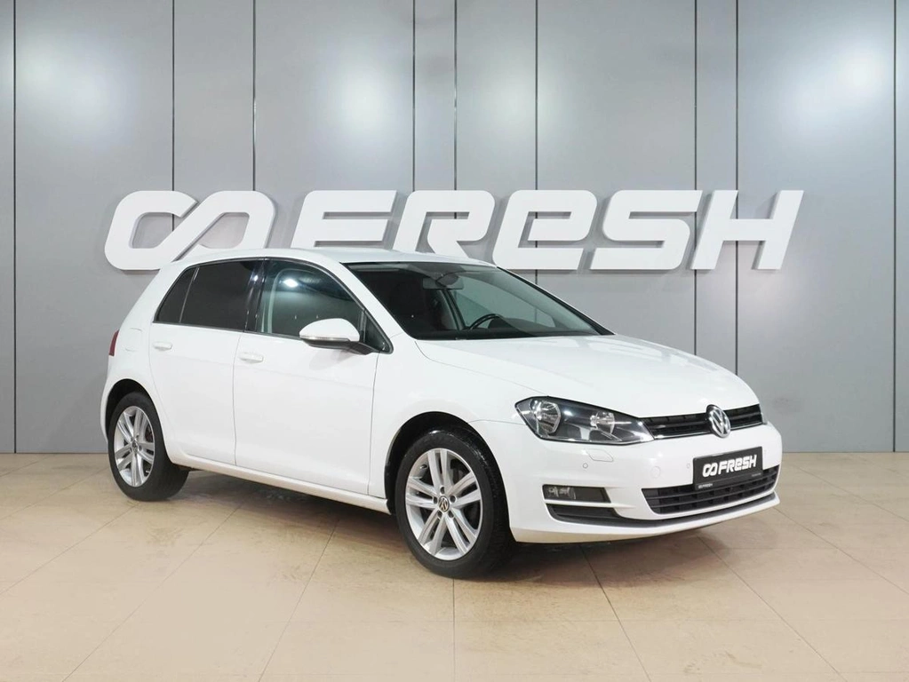 Хетчбэк Volkswagen Golf 2013 года, 1484000 рублей, Воронеж