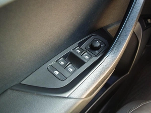 Внедорожник Skoda Karoq 2020 года, 2790000 рублей, Владимир