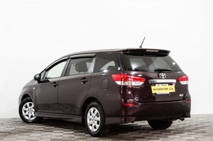 Минивэн Toyota Wish 2011 года, 1399000 рублей, Сургут