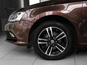 Седан Volkswagen Jetta 2018 года, 1248000 рублей, Тверь