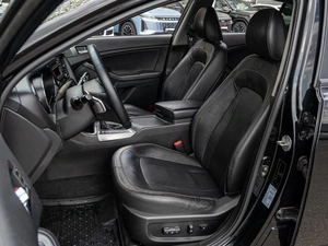 Седан Kia Optima 2013 года, 1215000 рублей, Краснодар