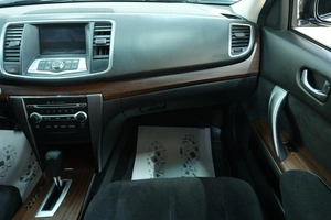Седан Nissan Teana 2010 года, 1079000 рублей, Омск