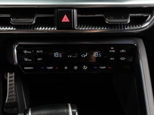 Седан Kia K5 2020 года, 2444000 рублей, Тюмень