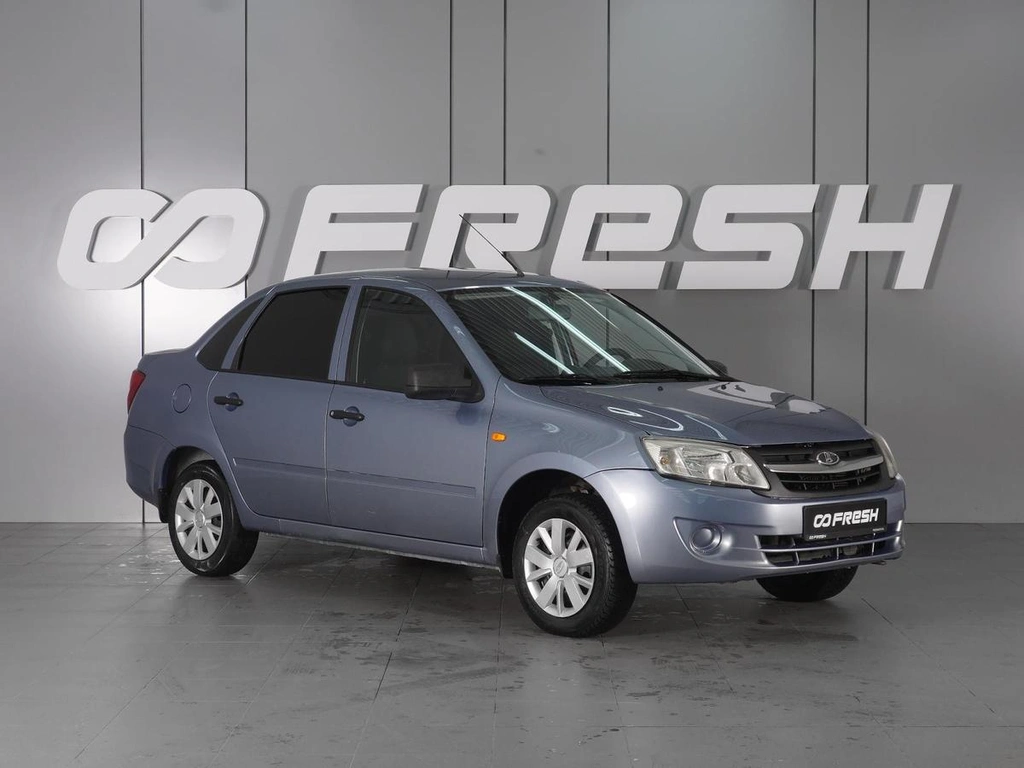 Седан ВАЗ (LADA) Granta 2015 года, 550000 рублей, Минеральные Воды