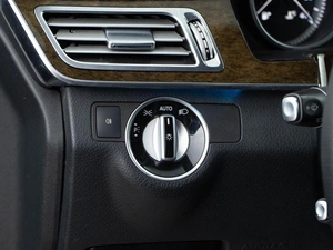 Седан Mercedes-benz E-класс 2013 года, 1990050 рублей, Москва