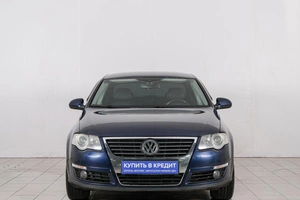 Седан Volkswagen Passat 2010 года, 889000 рублей, Красноярск