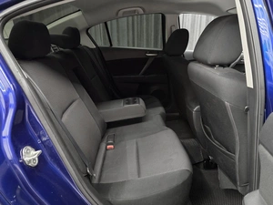 Седан Mazda 3 2011 года, 829000 рублей, Красноярск