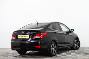 Седан Hyundai Solaris 2011 года, 679000 рублей, Сургут
