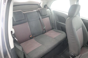 Хэтчбек Ford Fiesta 2004 года, 390000 рублей, Орёл