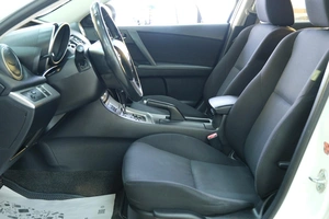 Седан Mazda 3 2011 года, 969000 рублей, Омск