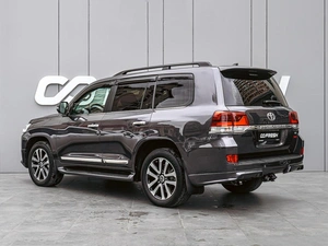 Внедорожник Toyota Land Cruiser 2019 года, 7350000 рублей, Краснодар