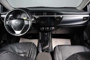 Седан Toyota Corolla 2013 года, 1229000 рублей, Тюмень