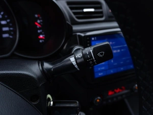 Седан Kia Rio 2015 года, 1149000 рублей, Саратов