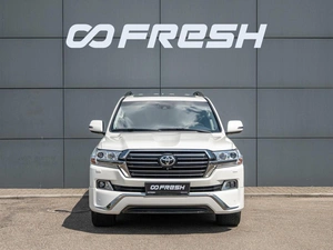Внедорожник Toyota Land Cruiser 2016 года, 5850000 рублей, Краснодар
