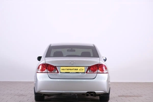Седан Honda Civic 2008 года, 649000 рублей, Омск