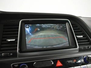 Седан Hyundai Sonata 2018 года, 1635100 рублей, Казань