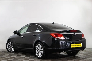 Седан Opel Insignia 2012 года, 1019000 рублей, Сургут