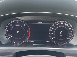 Внедорожник Volkswagen Tiguan 2017 года, 2550000 рублей, Брянск