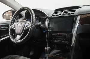 Седан Toyota Camry 2015 года, 1999000 рублей, Новокузнецк