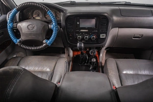 Внедорожник Toyota Land Cruiser 2002 года, 2449000 рублей, Томск