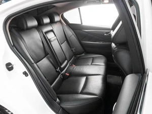 Седан Infiniti Q50 2016 года, 1999000 рублей, Тюмень