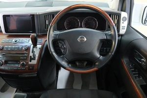 Минивэн Nissan Elgrand 2007 года, 1789000 рублей, Омск