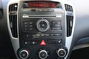 Купе Kia Ceed 2010 года, 710000 рублей, Мирное