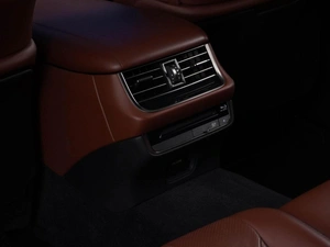 Седан Lexus LS 2018 года, 3900055 рублей, Москва
