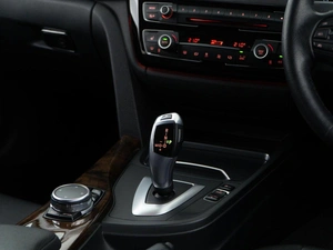 Седан BMW 3 серия 2016 года, 1999077 рублей, Москва