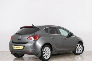 Хетчбэк Opel Astra 2011 года, 769000 рублей, Красноярск