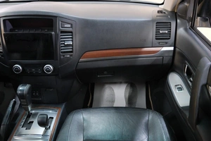 Внедорожник Mitsubishi Pajero 2007 года, 1799000 рублей, Омск