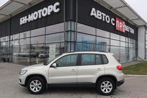 Внедорожник Volkswagen Tiguan 2013 года, 1470000 рублей, Мирное