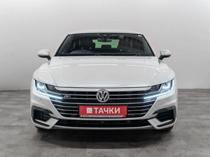 Лифтбек Volkswagen Arteon 2018 года, 2600000 рублей, Красноярск
