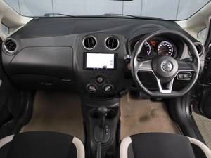 Хетчбэк Nissan Note 2018 года, 1050000 рублей, Омск