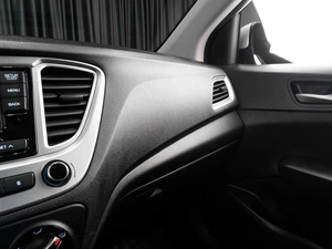 Седан Hyundai Solaris 2019 года, 1249000 рублей, Тюмень