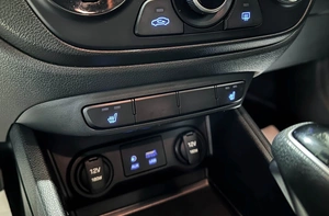 Седан Hyundai Solaris 2017 года, 1280000 рублей, Красноярск