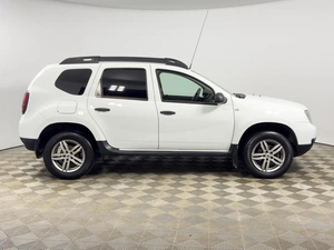 Внедорожник Renault Duster 2017 года, 1275200 рублей, Казань