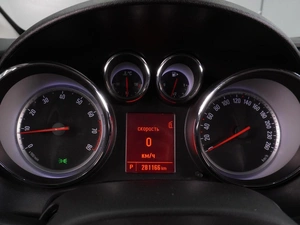 Хетчбэк Opel Astra 2011 года, 749000 рублей, Воронеж